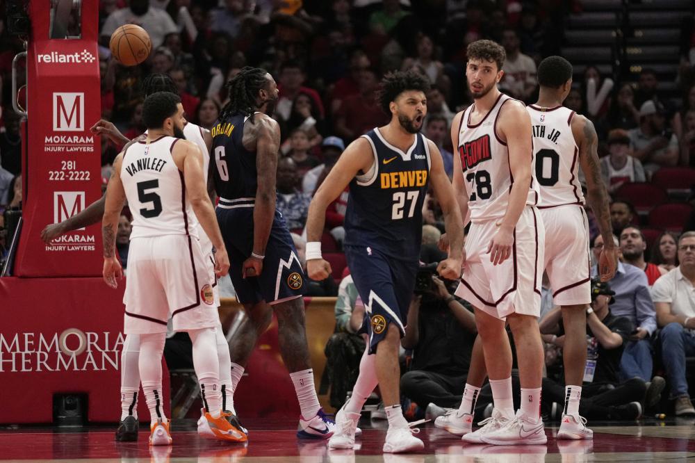 后跟传球撕 后跟传球撕