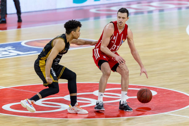 劳塔罗组成 劳塔罗组成