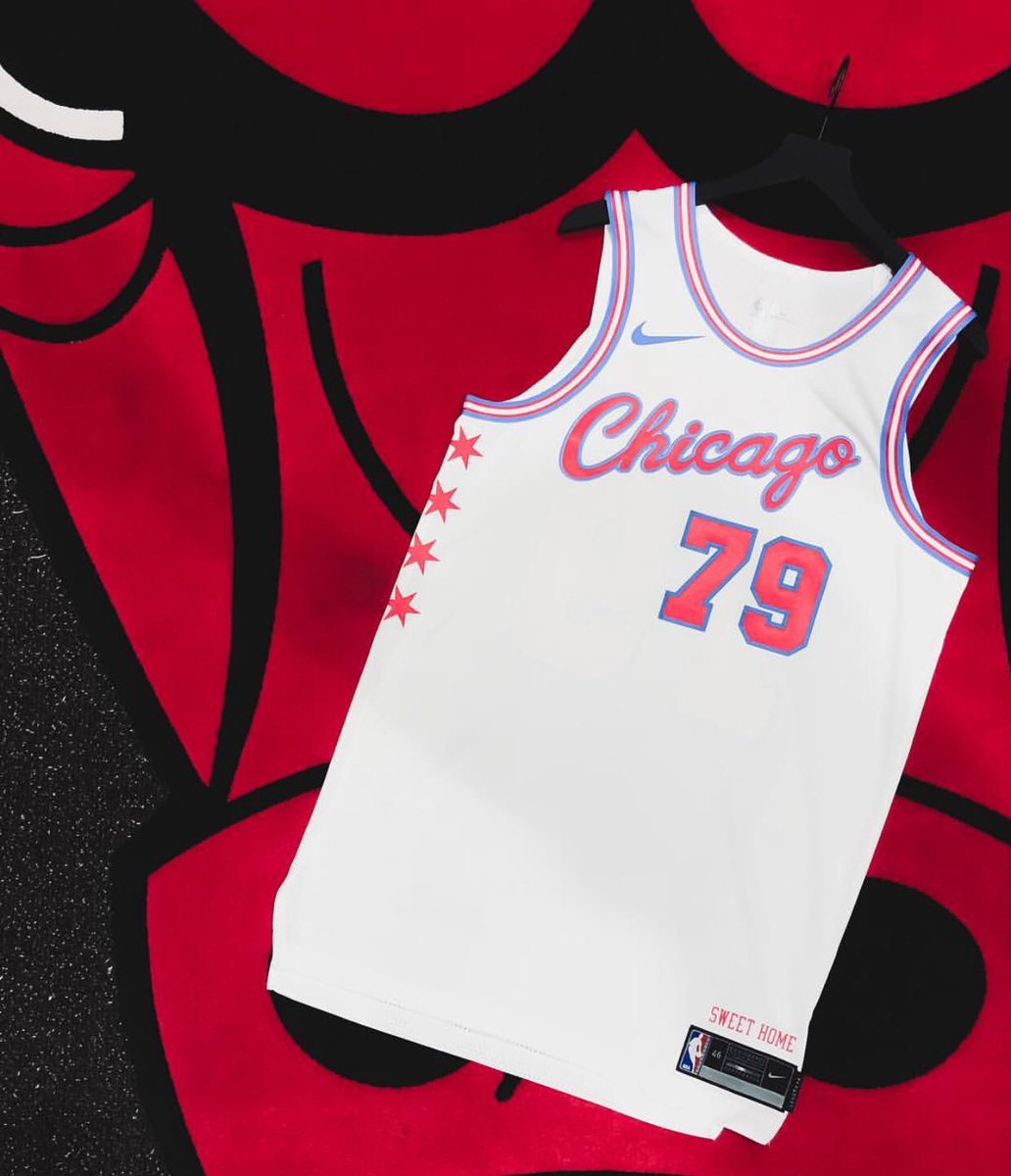 凑的防守阵 凑的防守阵